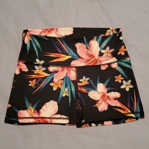 Old Navy Active Fitted Shorts